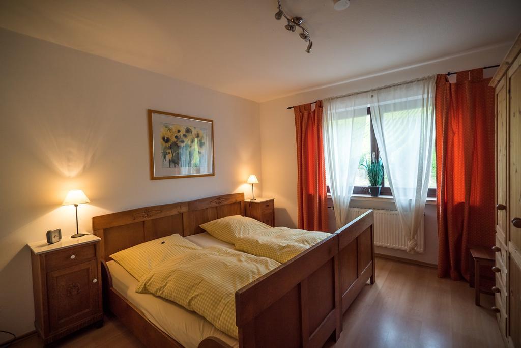 Weingut Peifer Apartman Traben-Trarbach Szoba fotó